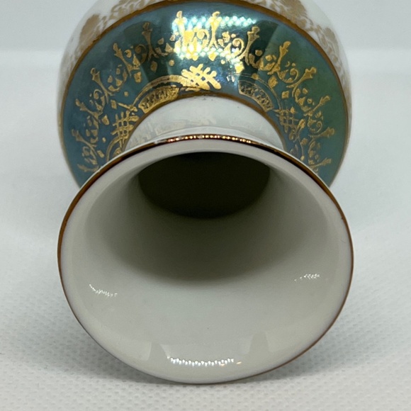 Leart Pomerode Miniature Vase - Picture 6 of 7